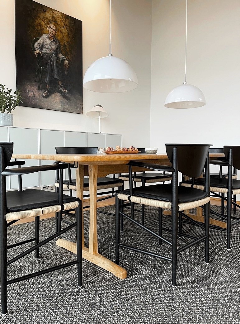 Drawn_Spisestol_BySteinvig_Design_Kontrast_Kunst_Indretning (3)