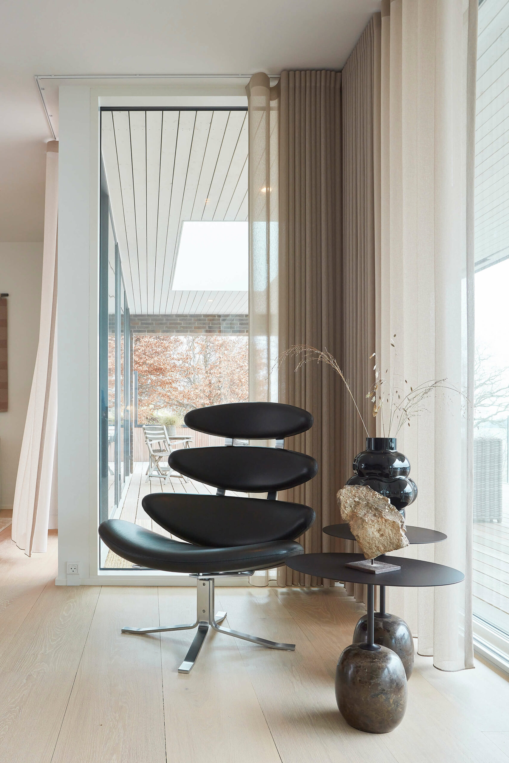 lænestol_corona_hygge_gardiner_bysteinvig_steinvig_liebhaveri lænestol_corona_hygge_gardiner_bysteinvig_steinvig_liebhaveri